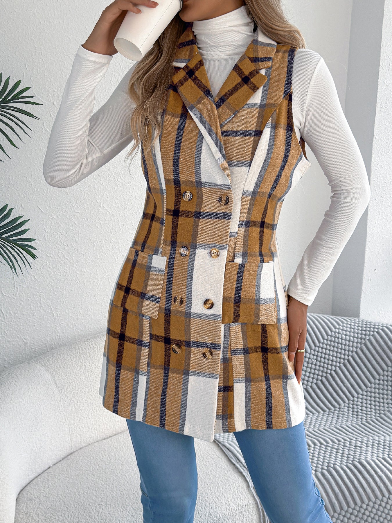 Chaleco largo de tweed con bolsillos y doble botonadura a cuadros para mujer 