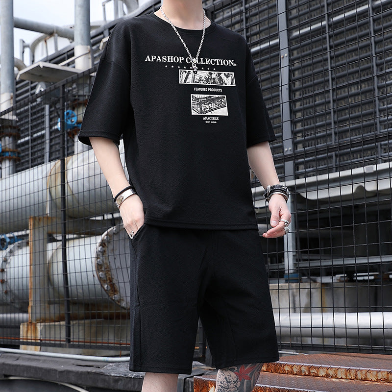 Ropa deportiva para hombre, estilo casual, tendencia, camiseta de manga corta para estudiantes coreanos, conjunto holgado y elegante de dos piezas.