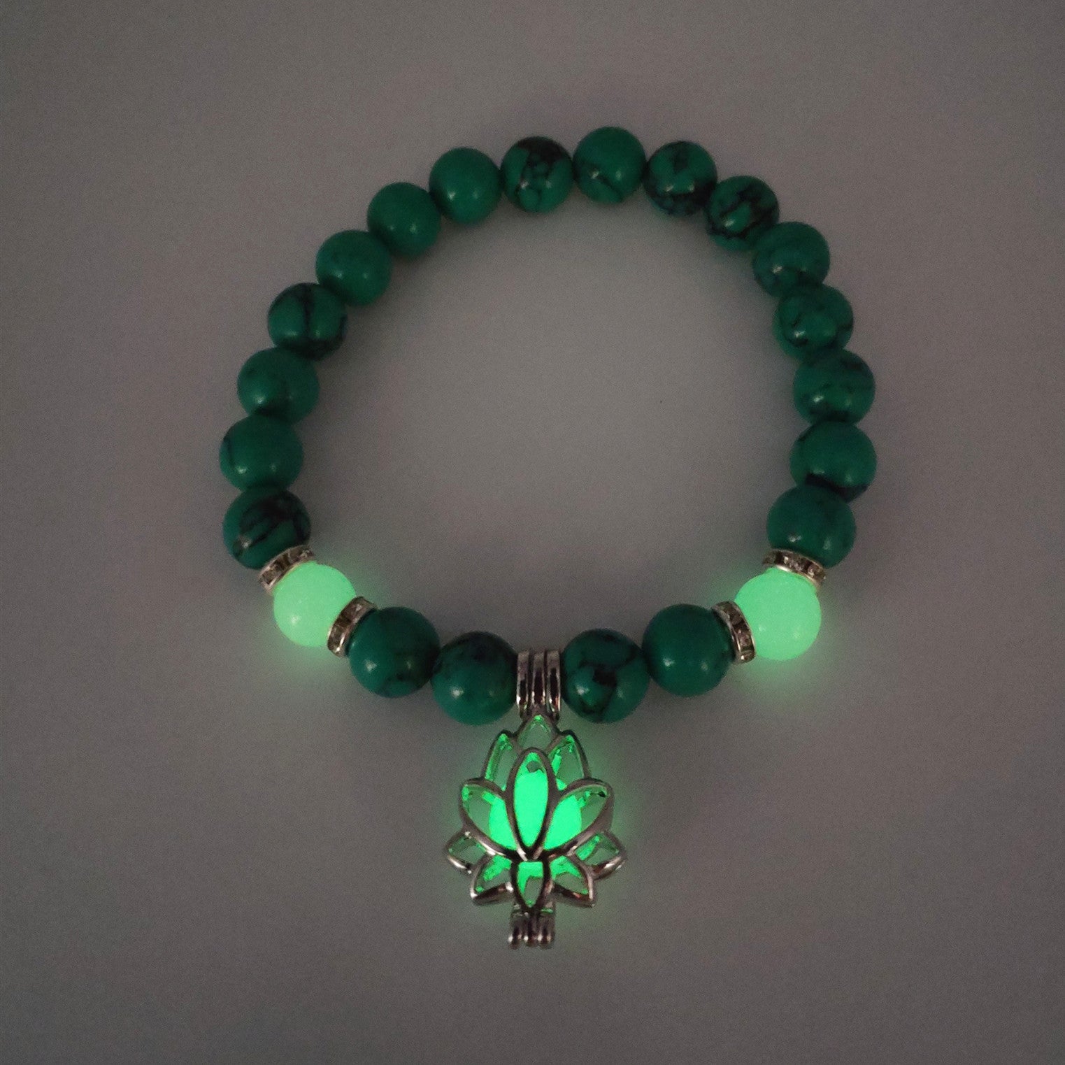 Pulsera de piedra natural de loto luminosa y energética, con cuentas luminosas que brillan en la oscuridad, ideal para yoga, sanación, oración y budismo.