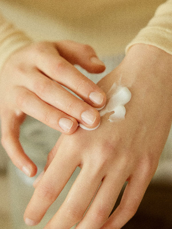 Loción de manos con esencia de perfume Hetras, 515 ml