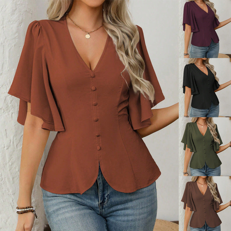 Top de mujer de color liso con cuello en V, manga corta y botonadura sencilla que se ajusta a la cintura