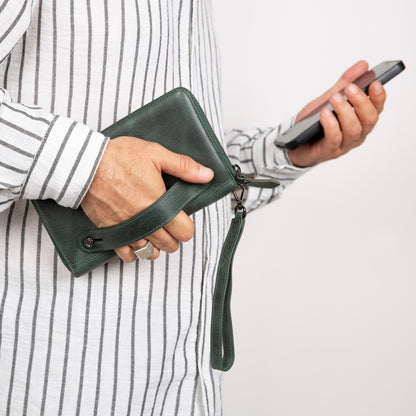 Anchorage Leather Wallet – Phone Holder & 12 Card Slots