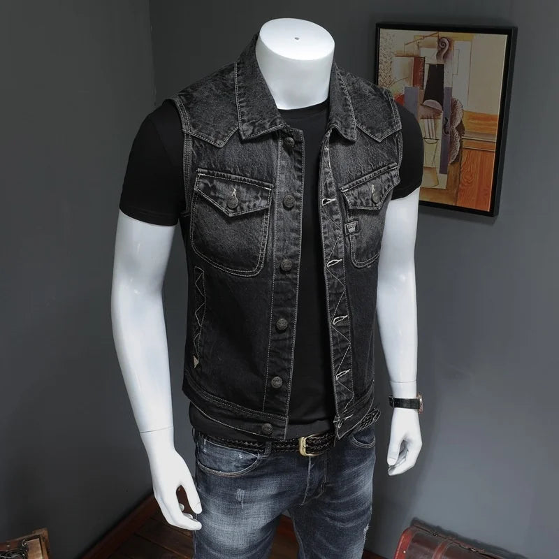Black Motorcycle Men Denim Vest Vintage Sleeveless Biker Jean Jacket Single Breasted Fashion Work Vests Male Mult Pockets S-6XL