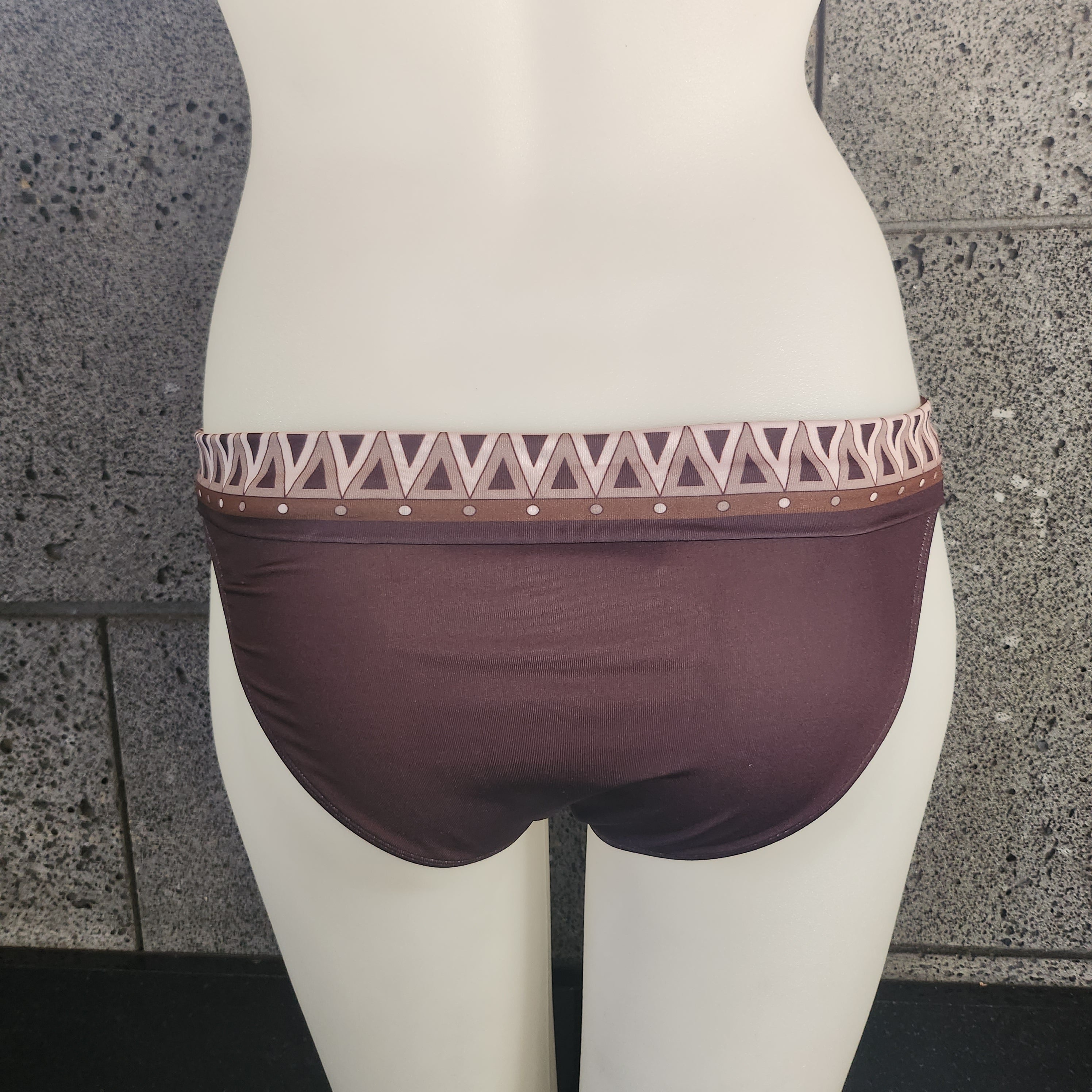 Loco Boutique Makiki doblado