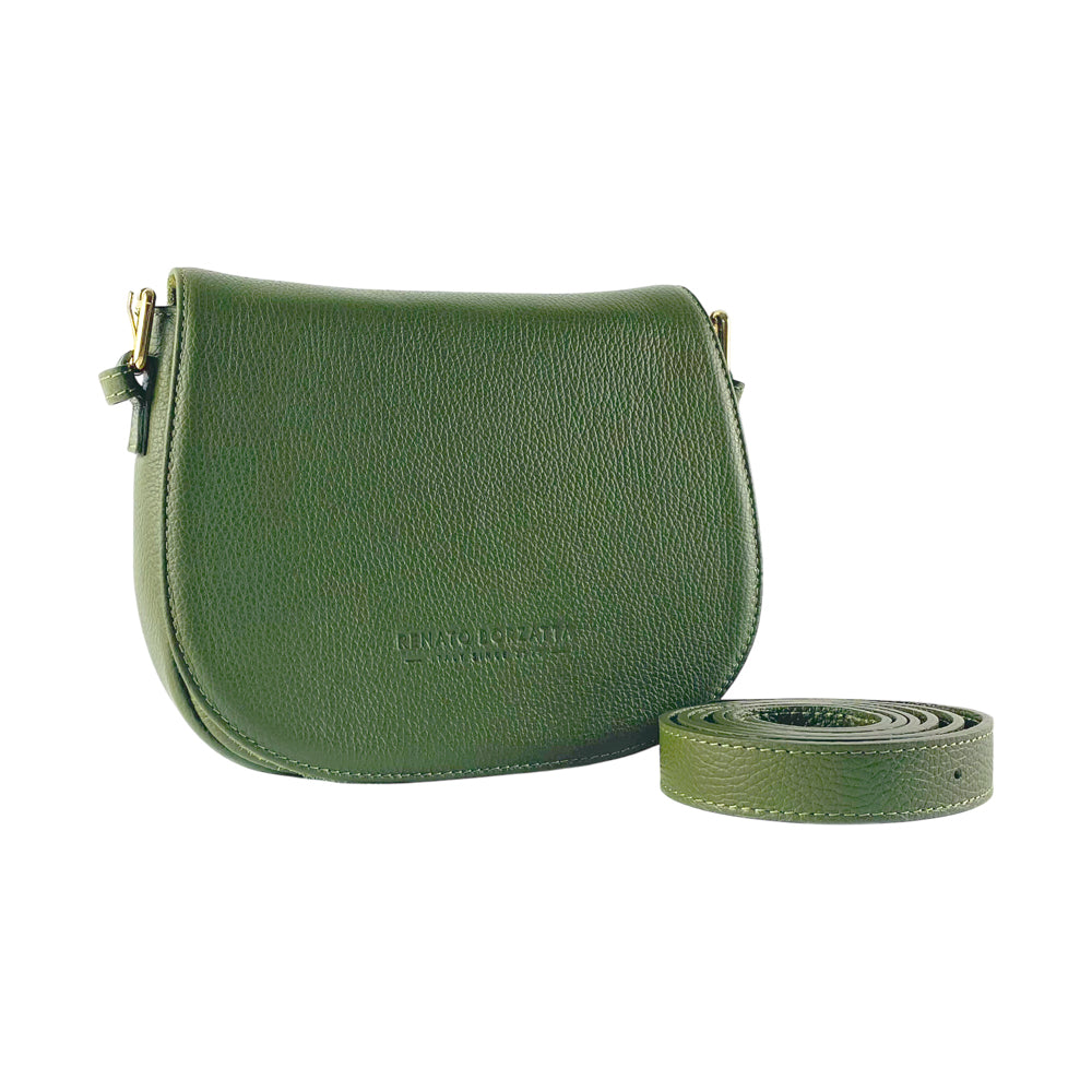 RB1002E | Bolso de hombro de piel auténtica fabricado en Italia con correa de piel extraíble y hebillas de metal dorado brillante - Color verde - Tamaño: 26 x 20 x 10 cm.