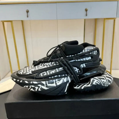 ‌Men Women Gradient Color Sneakers Patchwork High Quality Walking Shoes Thick Sole Lace Up Flats Casual Shoes Big Size 35-46