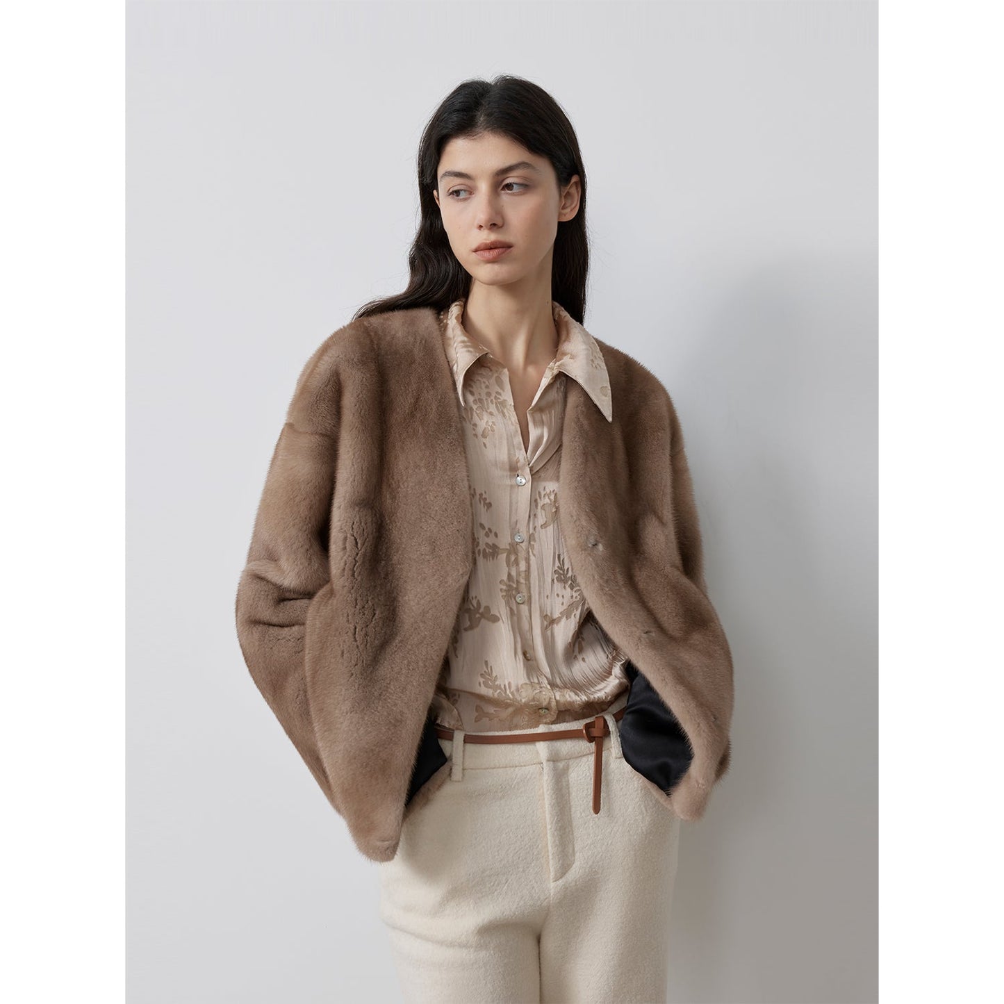 Louvre II Imported Simple Whole Mink Short Coat