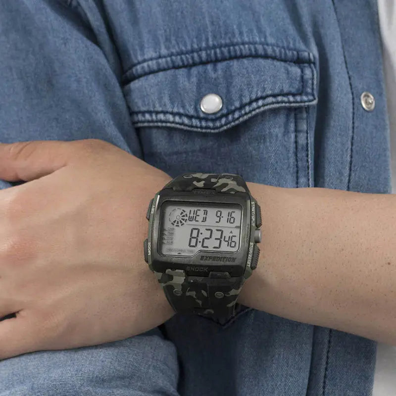 Reloj digital Timex de resina negra para hombre, Indiglo | Tw5m18200