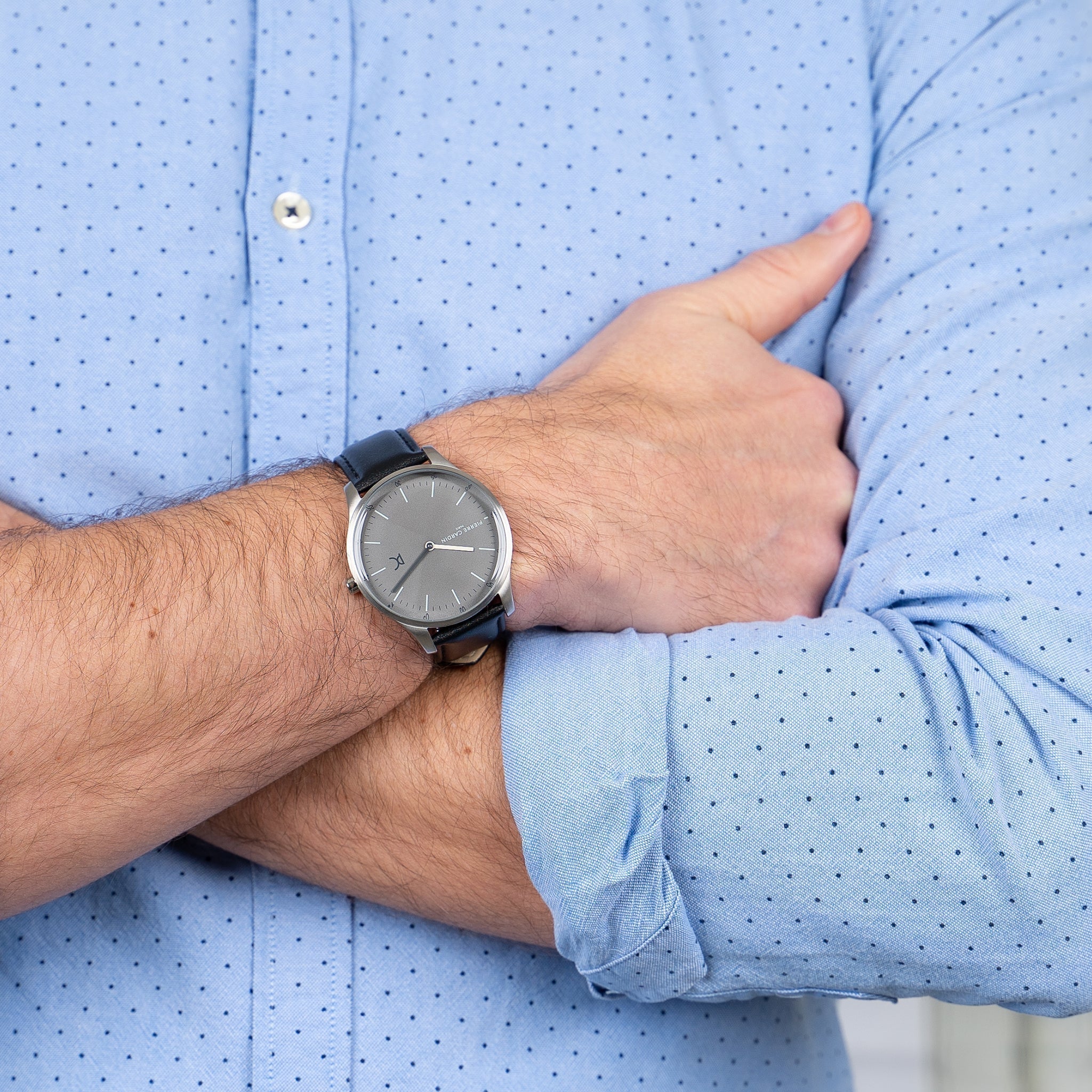 Reloj Pierre Cardin de cuero negro para hombre, esfera gris | Cba.4003