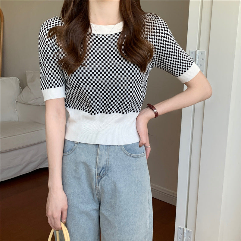 Top de manga corta con bloques de color y cuadros retro para mujer