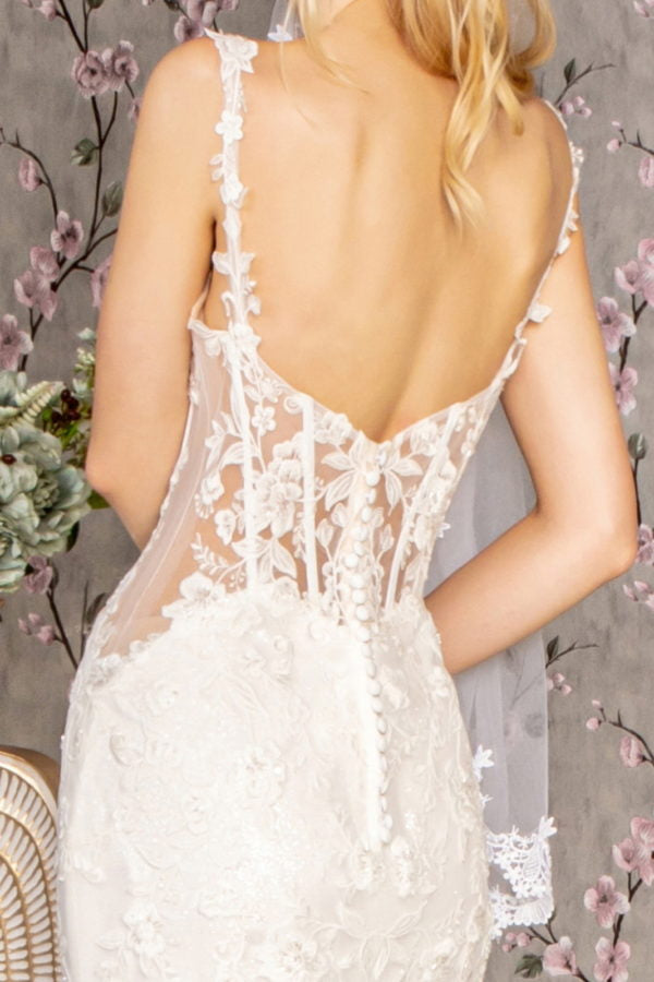 Vestido de novia de sirena con corpiño transparente de malla y lentejuelas bordadas